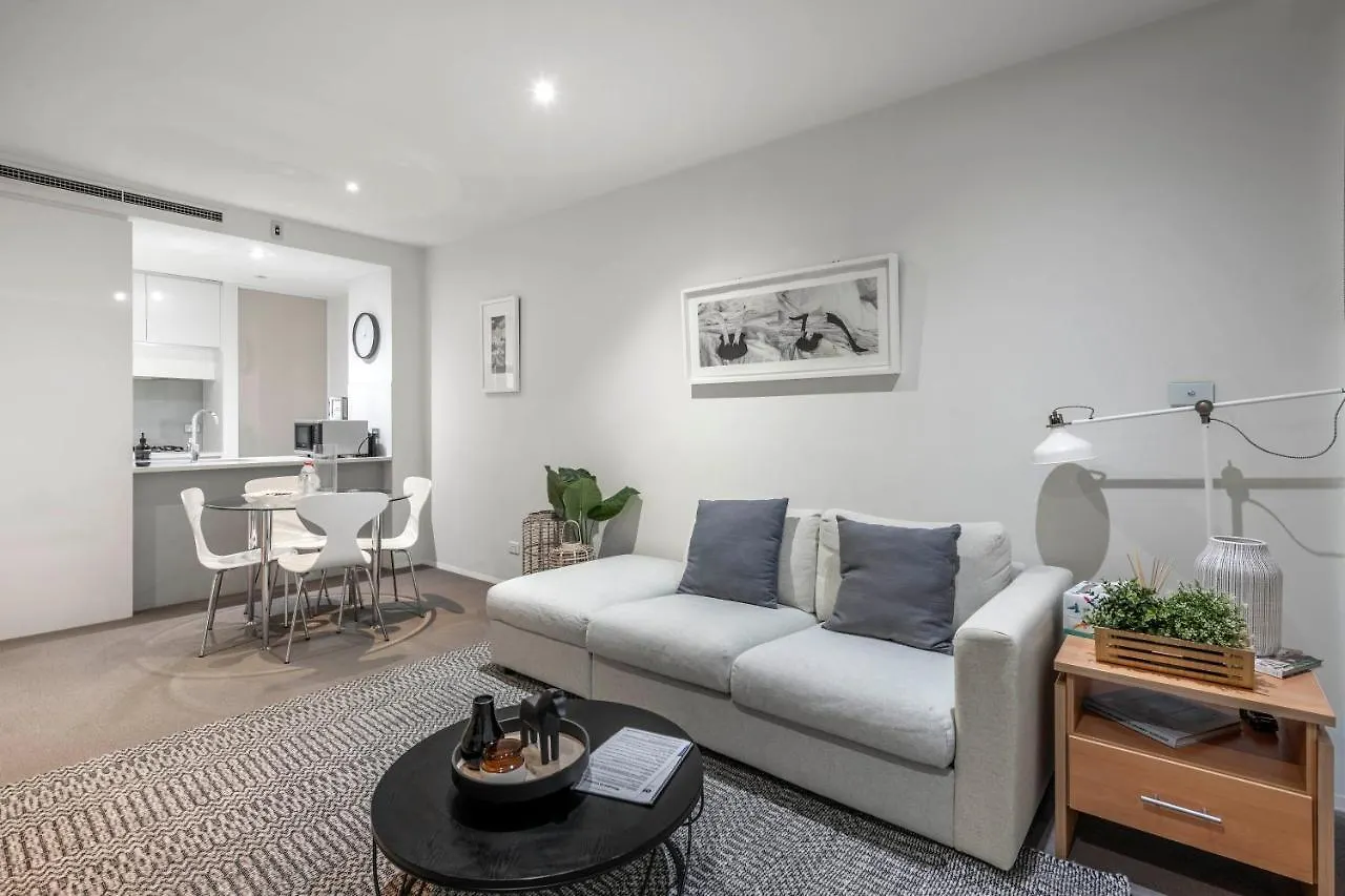 Lake View Apartment, Kingston